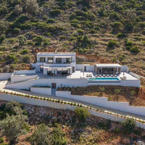 Nelisa-Villa-Bali-Crete-01.jpg