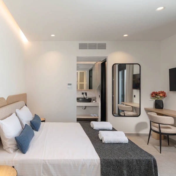 Nelisa-Villa-Bali-Crete-roomG1.jpg